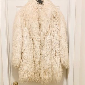 - Tibetian Lamb Fur 3/4 Coat~Size:Small~White Satin Lining and Suede Lined…